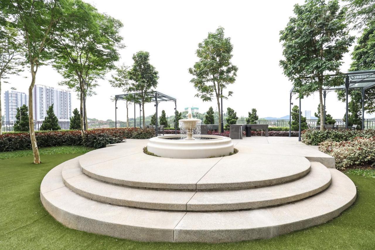Peaceful Studio W Pool For 3 Pax - Seri Kembangan Ngoại thất bức ảnh
